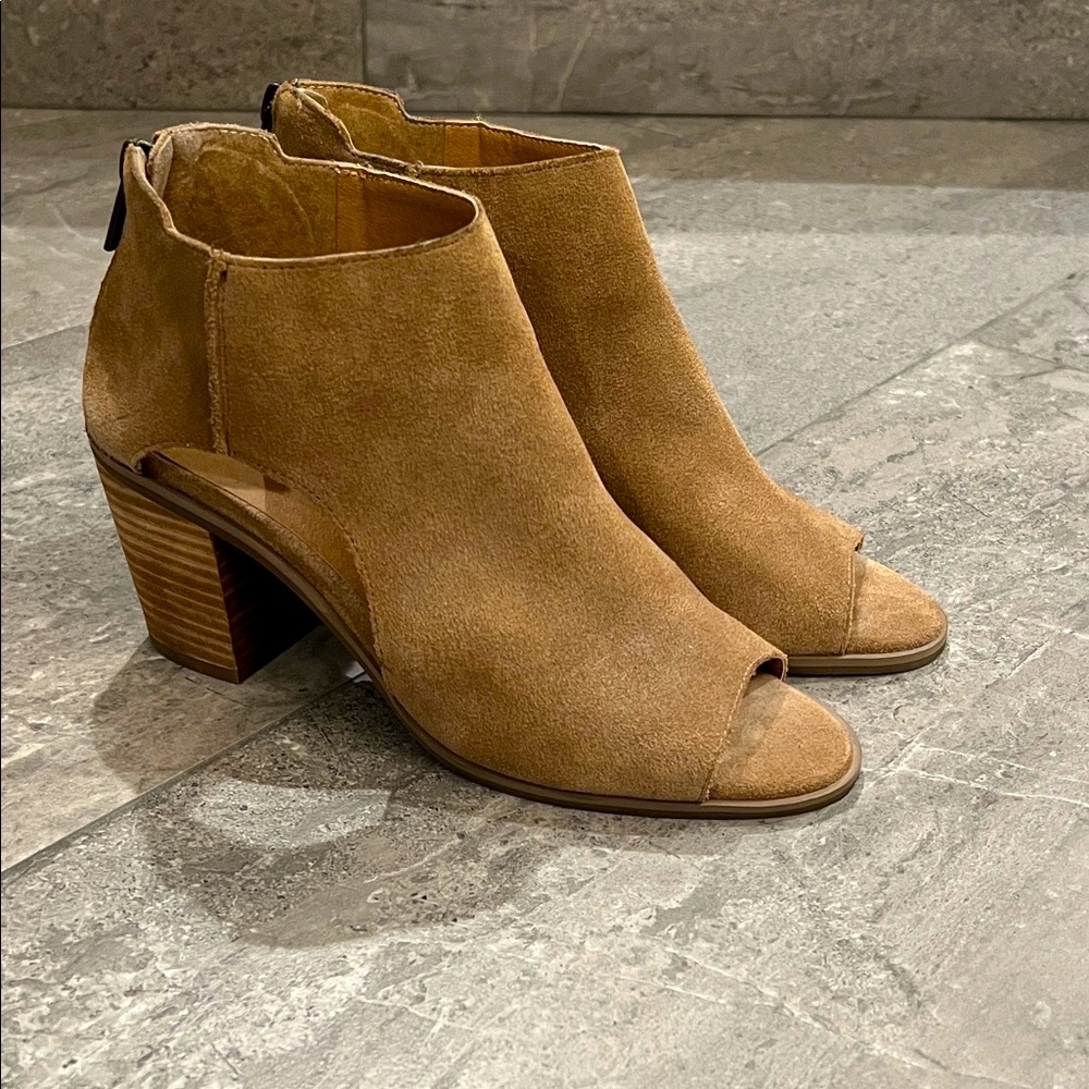 Lucky Brand Keight Suede Peep-Toe Block Heel Booties